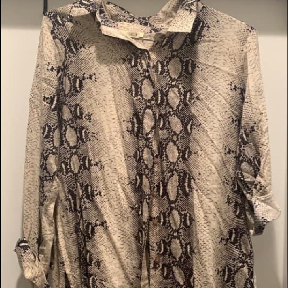 Long sleeve blouse